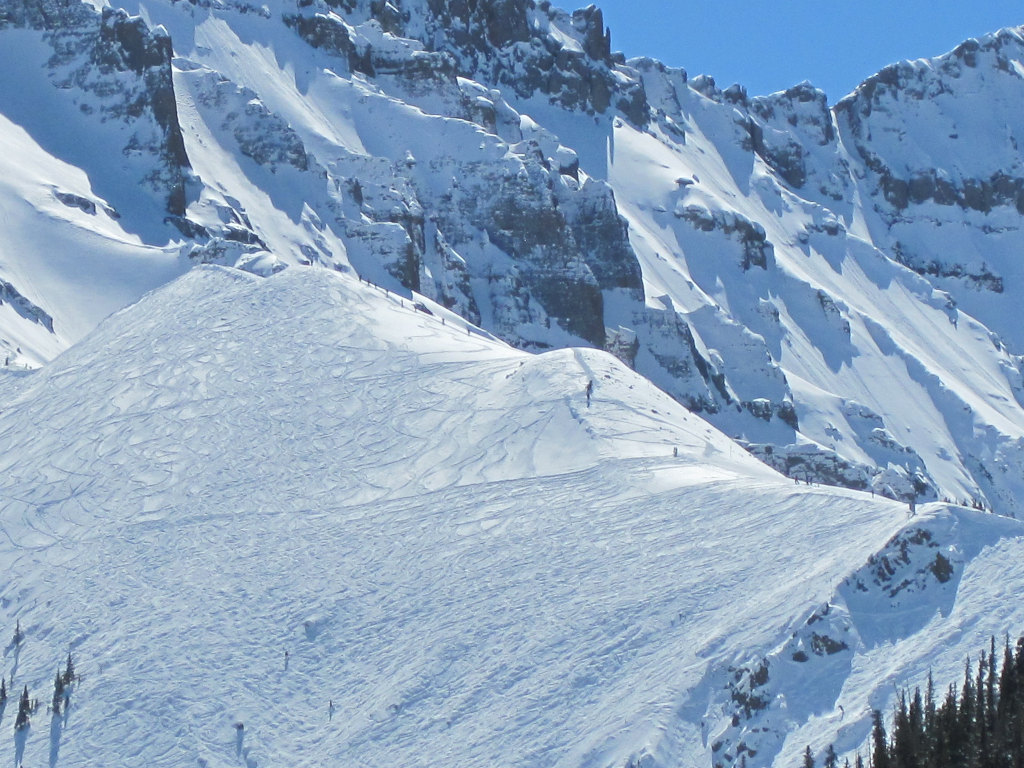 hiking above Black Iron Bowl in Telluride towards Palmyra Peak